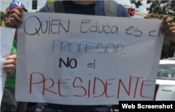 Marchas en Caracas bajo el lema 'la educación se respeta"