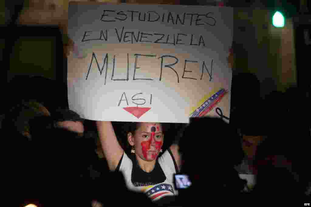 PROTESTAS EN CONTRA DE MADURO ANTES DE LA INVESTIDURA DE BACHELET